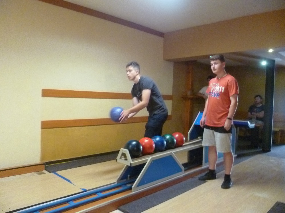 Bowling a bazen (1)